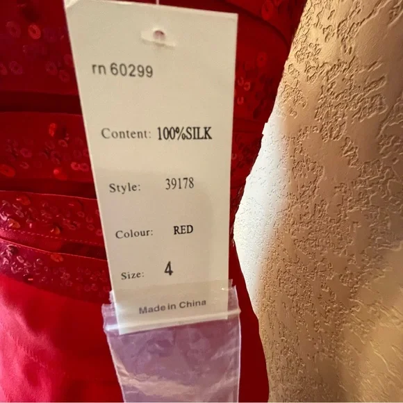 NWT Sherrie Bloom Peter Noviello CHETTA B 100% Silk Red Dress Size 4 - Picture 7 of 13